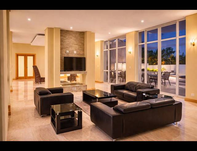 5 BEDROOM PROPERTY TO RENT IN WATERKLOOF RIDGE